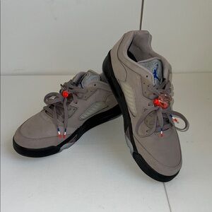 EUC Nike Air Jordan 5 Retro Low Men's Size 12 shoes